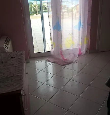 Koukmaris House Δωμάτια σε οικογενειακή κατοικία Επανωμή