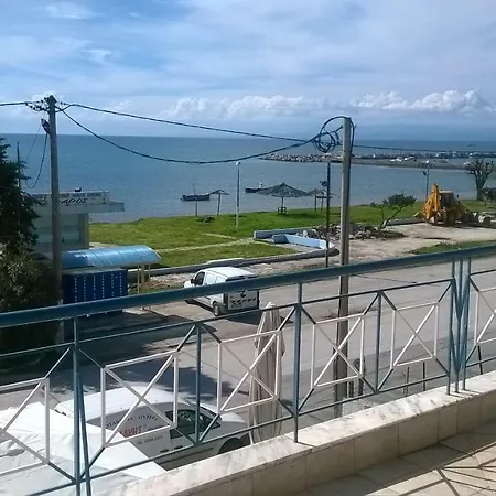 Δωμάτια σε οικογενειακή κατοικία Koukmaris House *