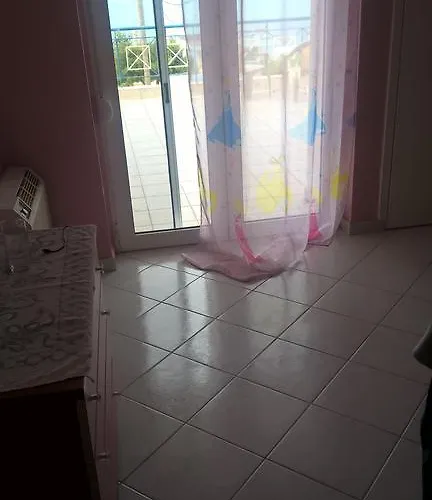 Koukmaris House Gazde/Camere de închiriat Epanomi