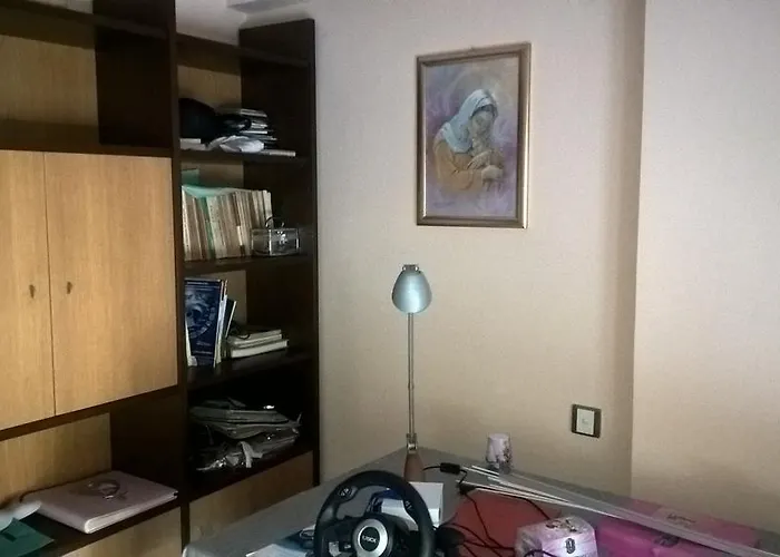 Koukmaris House ホームステイ